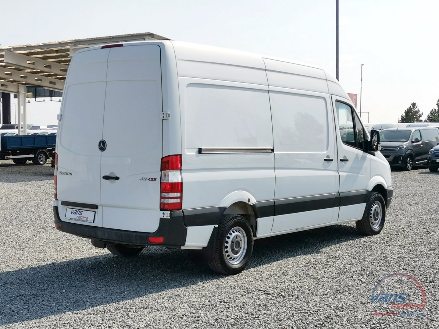 Iveco DAILY 35S17 HI-MATIC/ SHRNOVACÍ 8 PALET/ MĚCHY/ H.ČELO