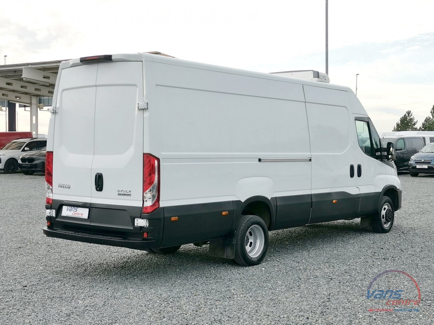 Iveco DAILY 50C18 MRAZÍ/CHLADÍ/TOPÍ 7 PALET/ H.ČELO/ DO 3,5T