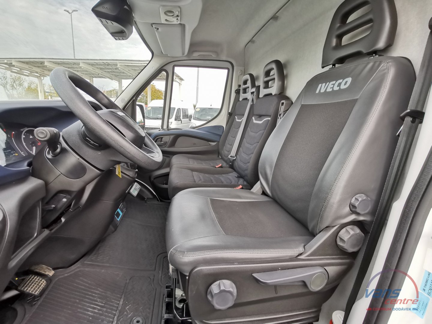 Iveco DAILY 50C18 MRAZÍ/CHLADÍ/TOPÍ 7 PALET/ H.ČELO/ DO 3,5T