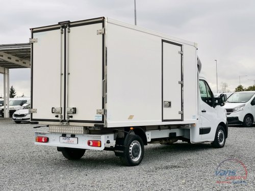 Renault MASTER 165DCI MRAZÍ/CHLADÍ/ 7 PALET/ MĚCHY/ ČR/ 1.MAJ.