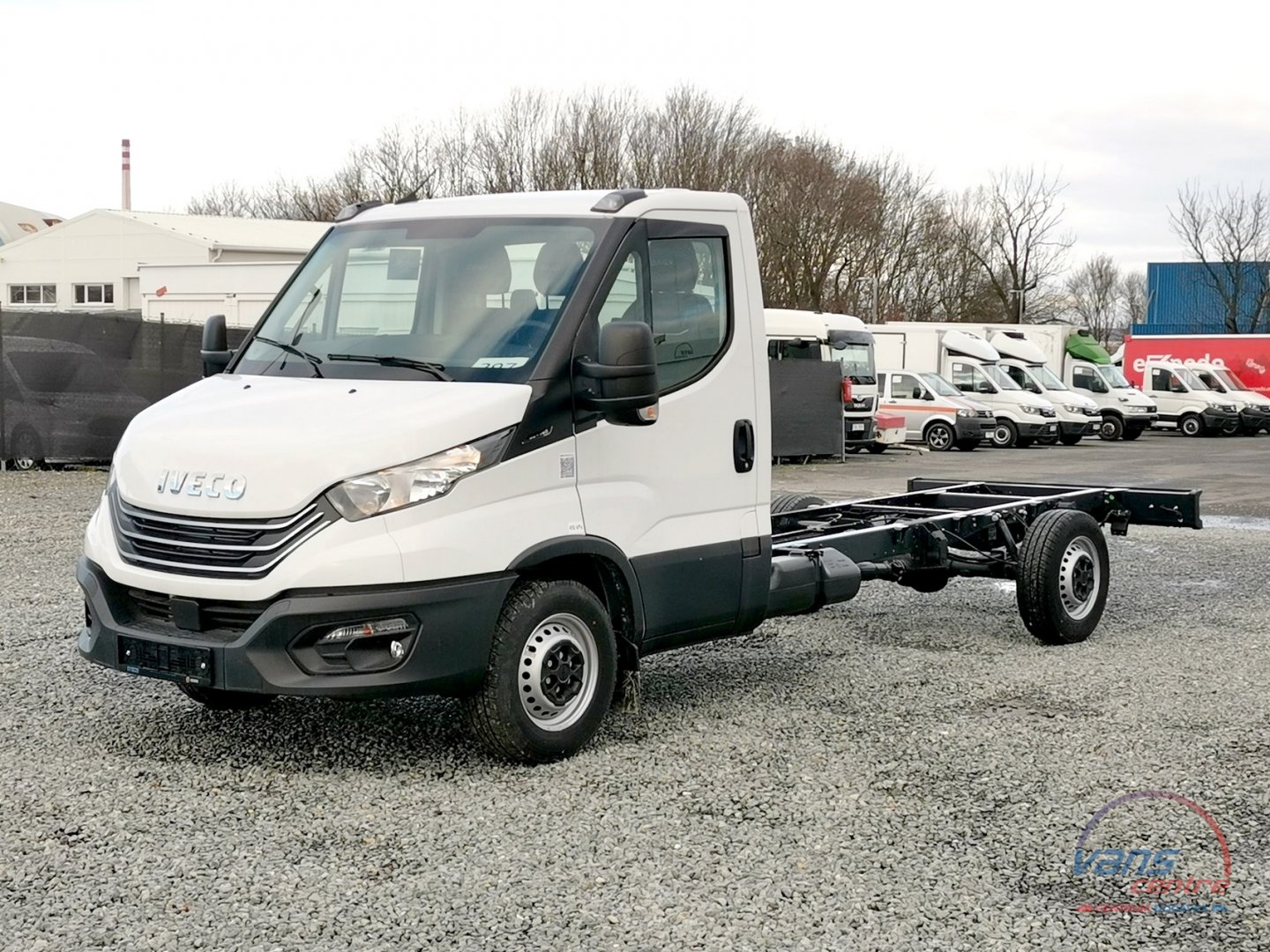 Iveco DAILY 35S18 SHRNOVACÍ 10 PALET/ MĚCHY/ ČR/ 1.MAJ.