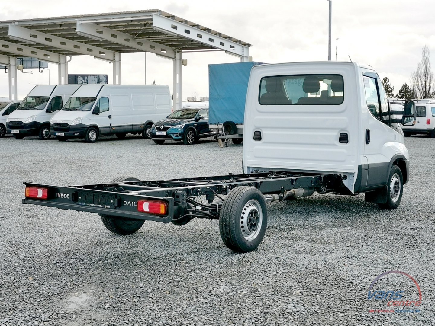 Iveco DAILY 35S18 SHRNOVACÍ 10 PALET/ MĚCHY/ ČR/ 1.MAJ.