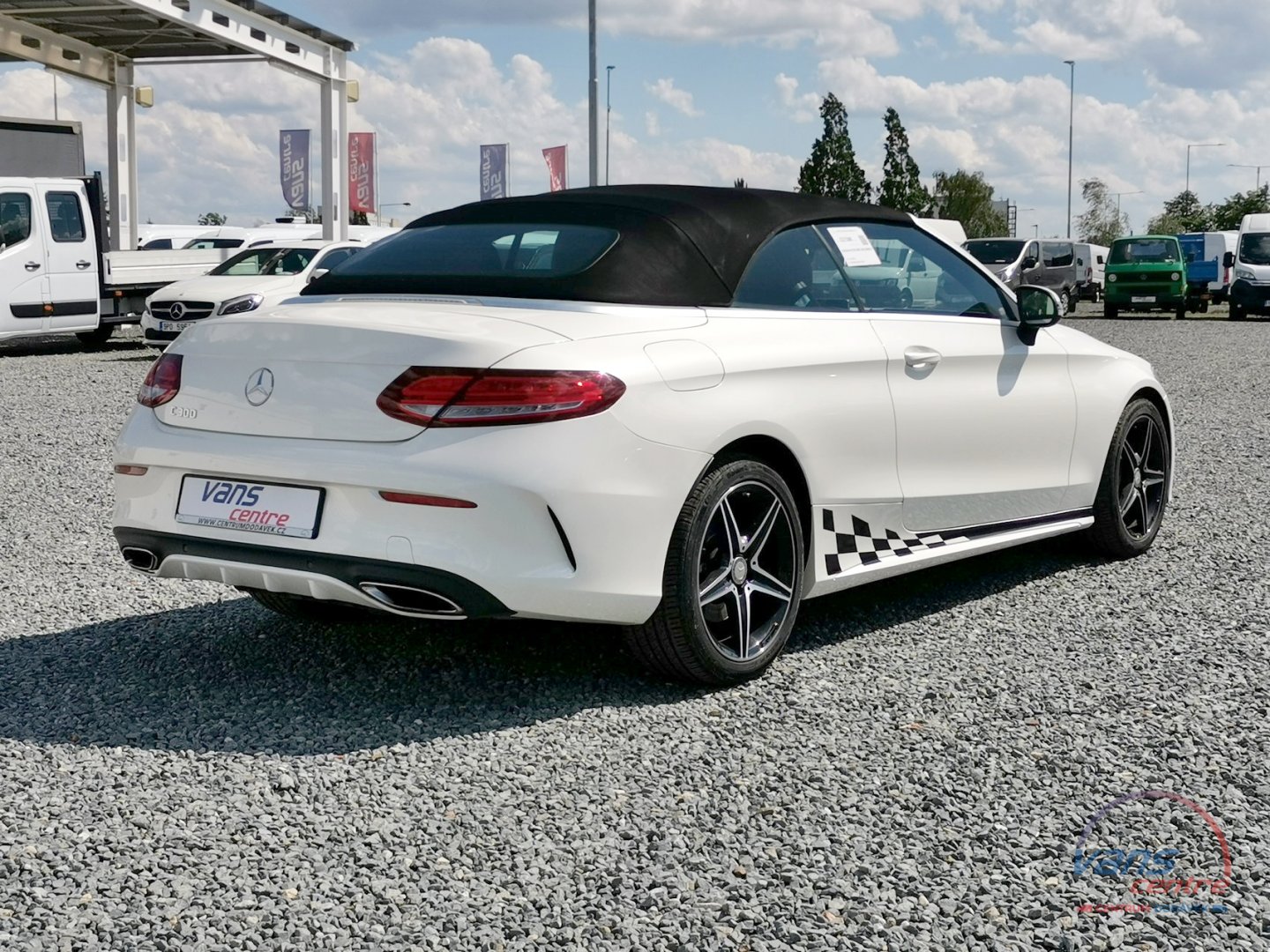 Mercedes-Benz C300 CABRIO/ AMG/ BURMESTER/ 67640KM/ ČR