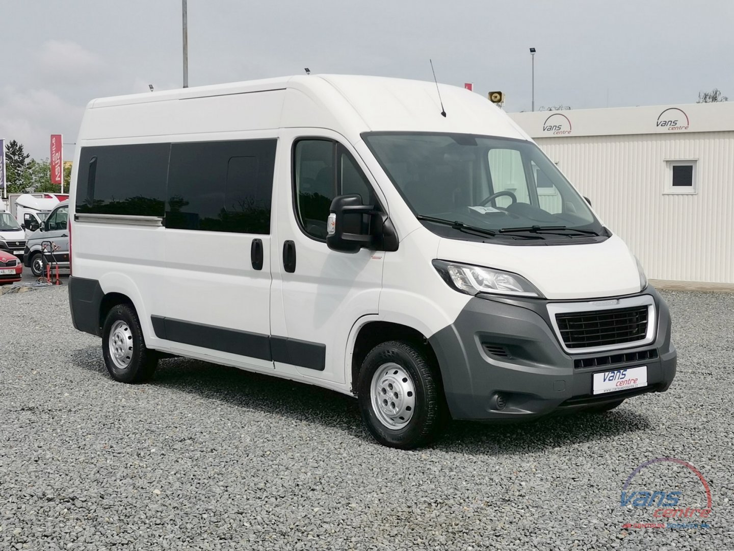 Peugeot BOXER 2.2HDI/96KW L2H2/ 8 MÍST/ NEZ.TOPENÍ/ TAŽNÉ 