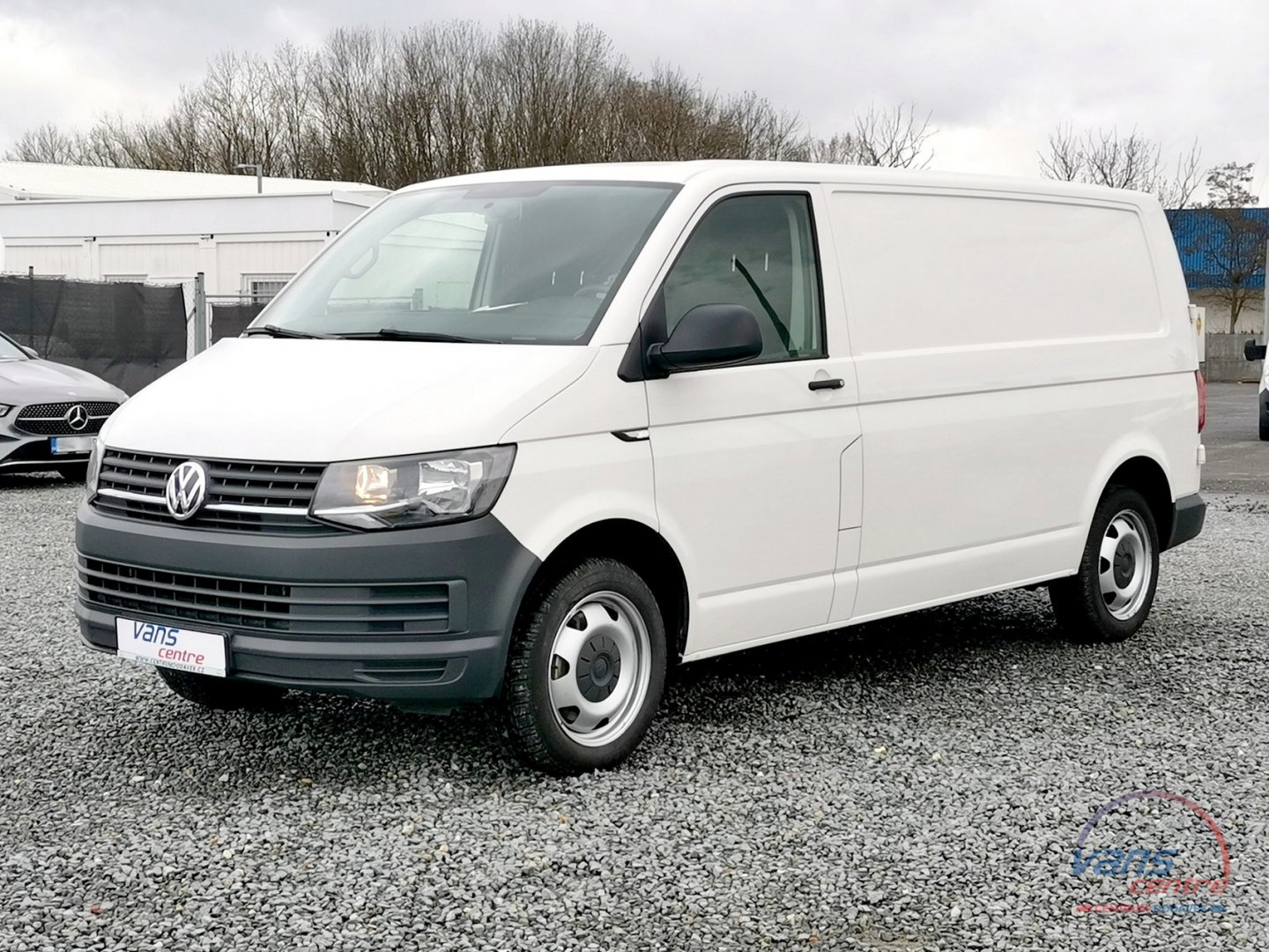 Volkswagen TRANSPORTER 2.0TDI/150KW DSG/ L2H1/ KLIMA/ TAŽNÉ