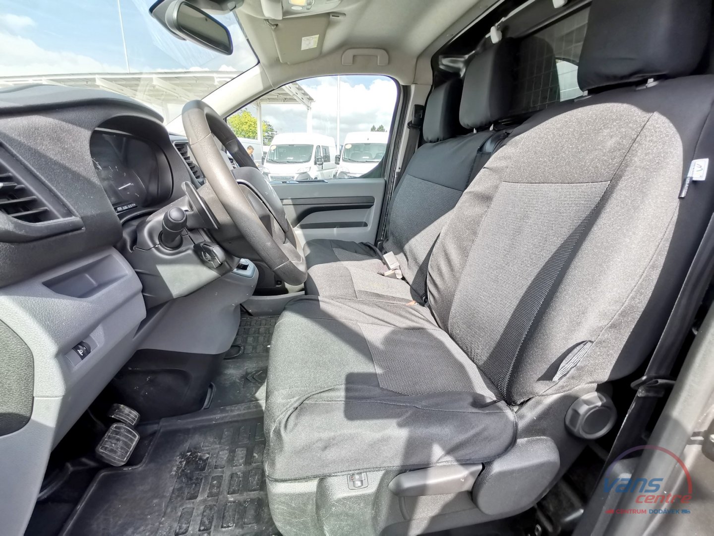 Citroën JUMPY 2.0HDI/130KW AUTOMAT/ PLNÁ VÝBAVA!