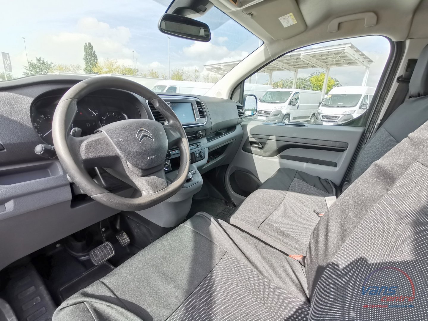 Citroën JUMPY 2.0HDI/130KW AUTOMAT/ PLNÁ VÝBAVA!