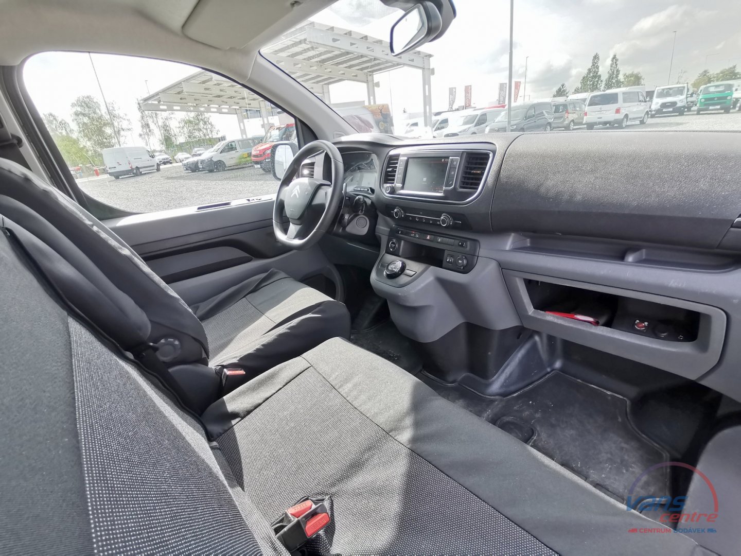 Citroën JUMPY 2.0HDI/130KW AUTOMAT/ PLNÁ VÝBAVA!