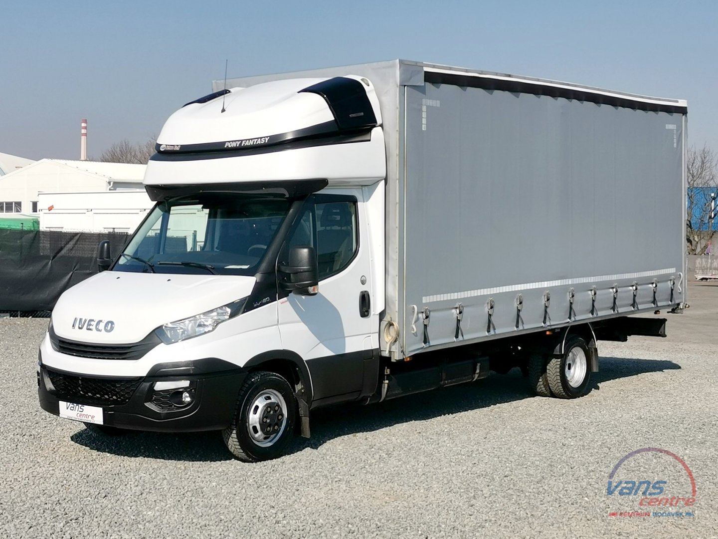Iveco DAILY 50C18 SRHNOVACÍ 5,7M/ MĚCHY/ KLIMA/ TAŽNÉ/ DO 3,5T  