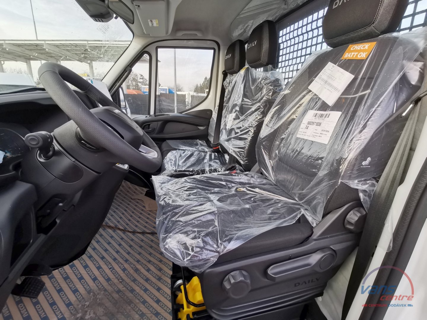 Iveco DAILY 70C18 HI-MATIC/ VALNÍK 6M/ TAŽNÉ 3,5T/ NOVÉ!