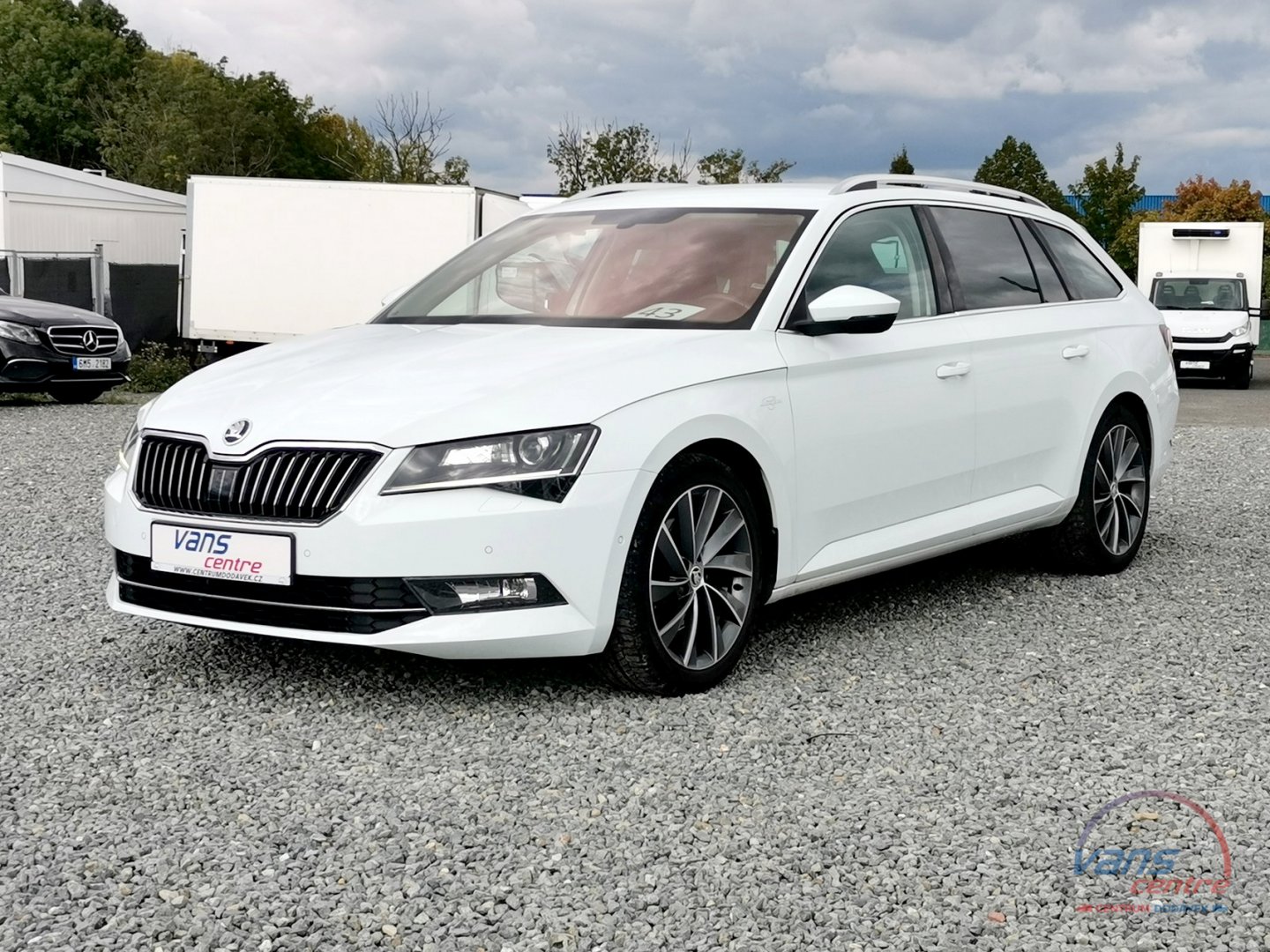 Škoda SUPERB 2.0TDI 140KW/ DSG/ 4X4/ L&K/ WEBASTO