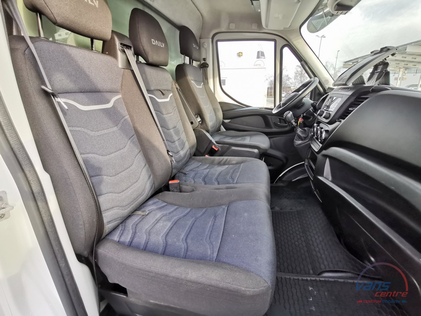 Renault MASTER 165DCI SKŘÍŇ 8 PALET/ HYDR.ČELO