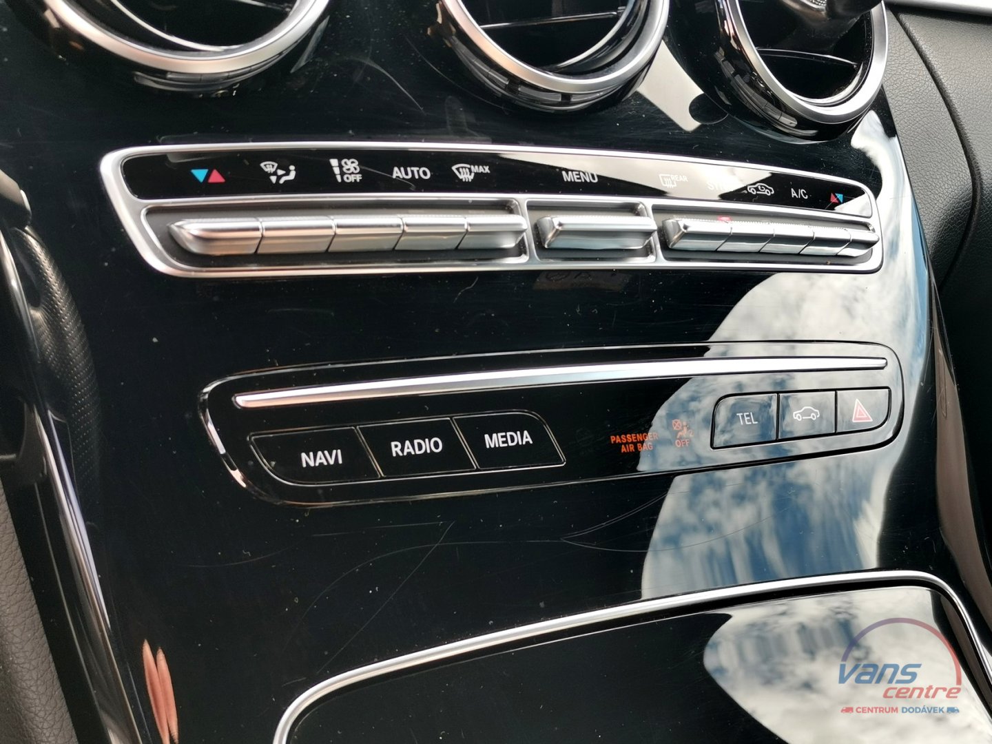 Mercedes-Benz C300D KUPÉ/ AMG/ NAVI/ LED