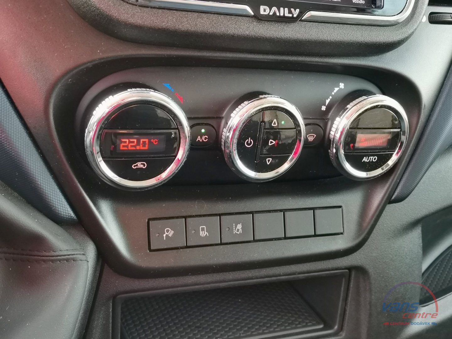Iveco DAILY 35C21 HI-MATIC/ MAXI XL/ MĚCHY/ TAŽNÉ 3,5T