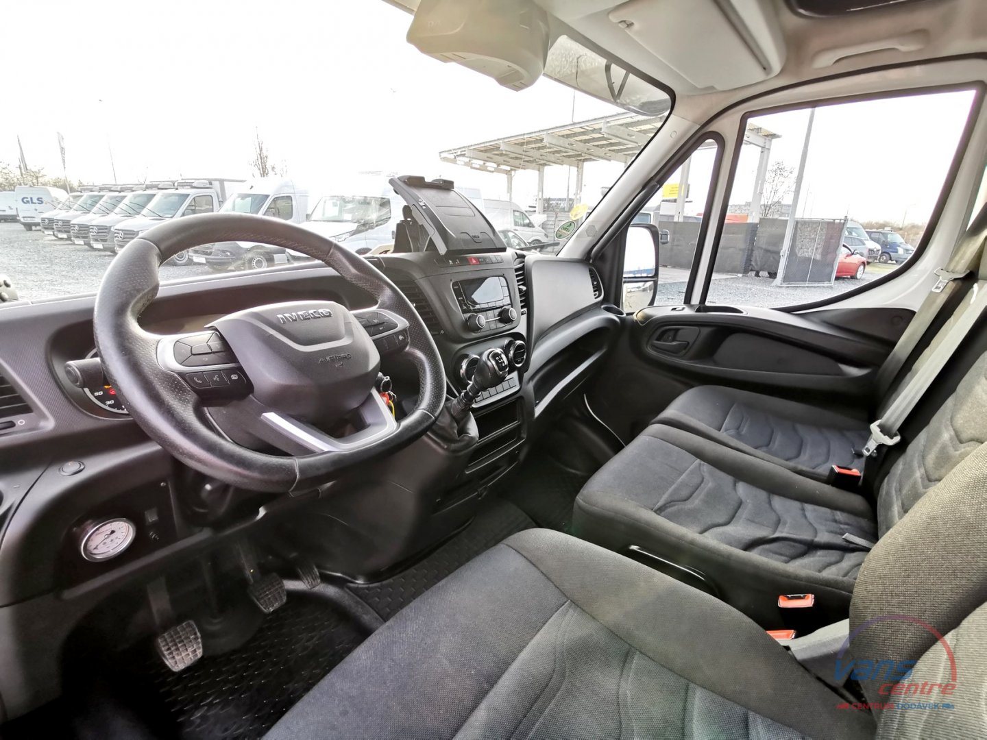 Iveco DAILY 35S18 MRAZÍ/TOPÍ/2 KOMORY/230V/TISK