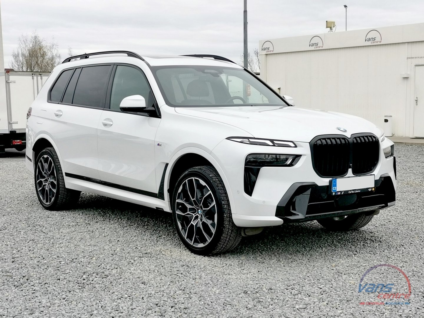 BMW X7 XDRIVE 40D M SPORT/ 7 MÍST/ ČR/1.MAJ.