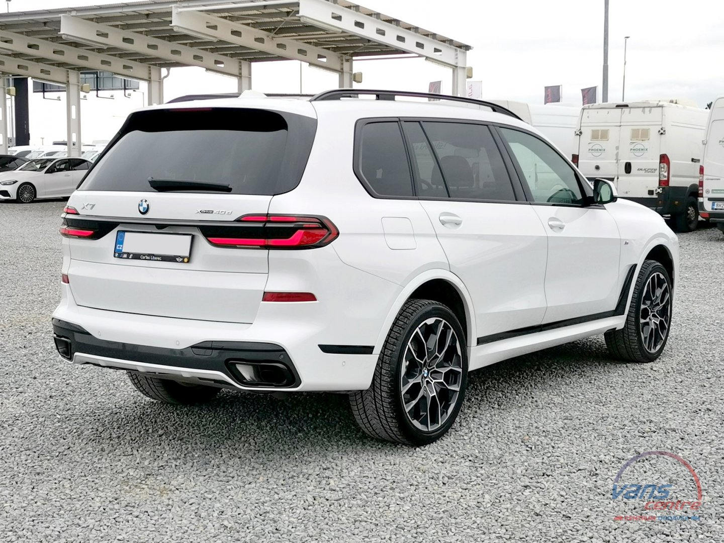 BMW X7 XDRIVE 40D M SPORT/ 7 MÍST/ ČR/1.MAJ.