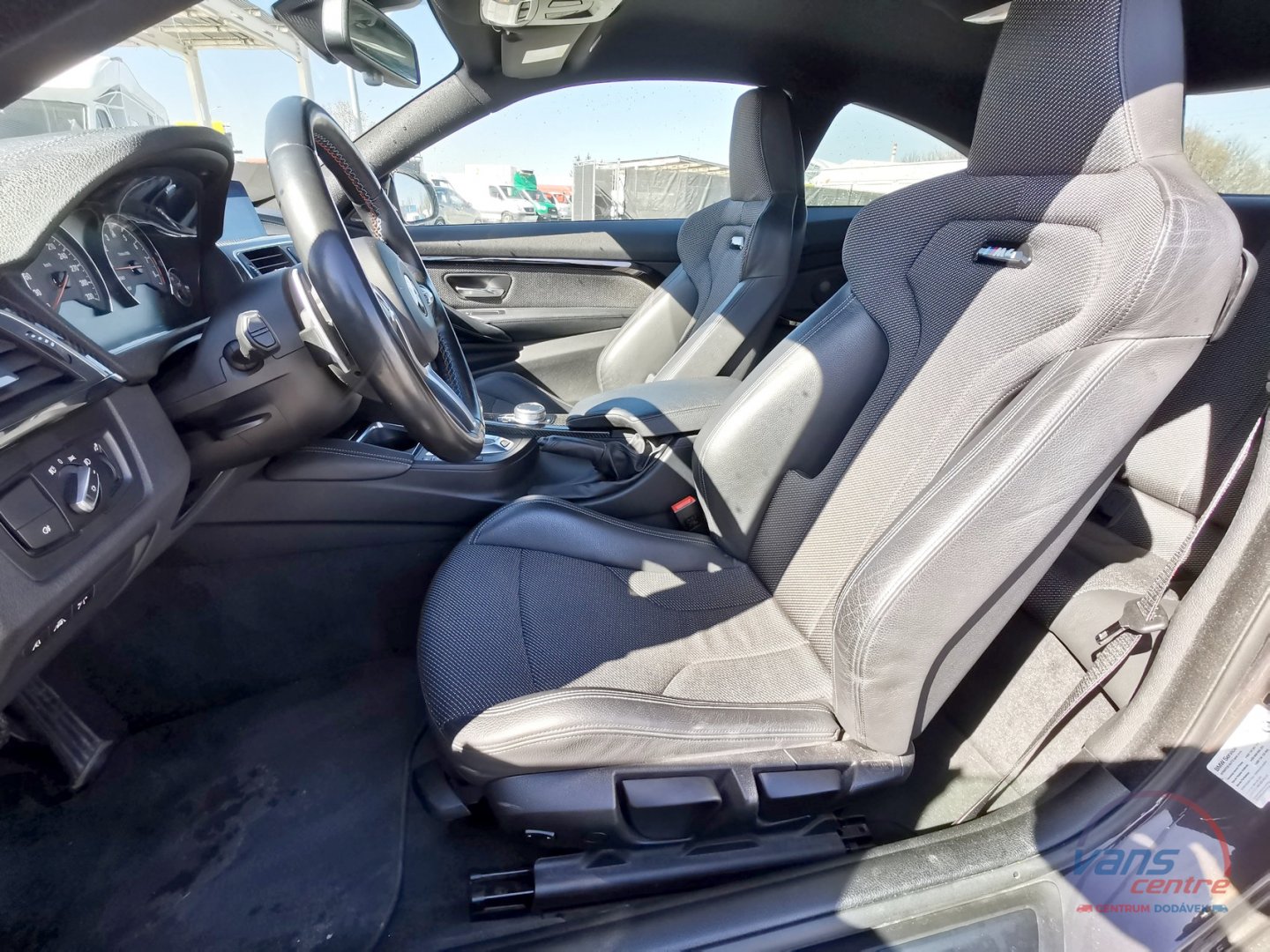 BMW M4 COUPÉ COMPETITION