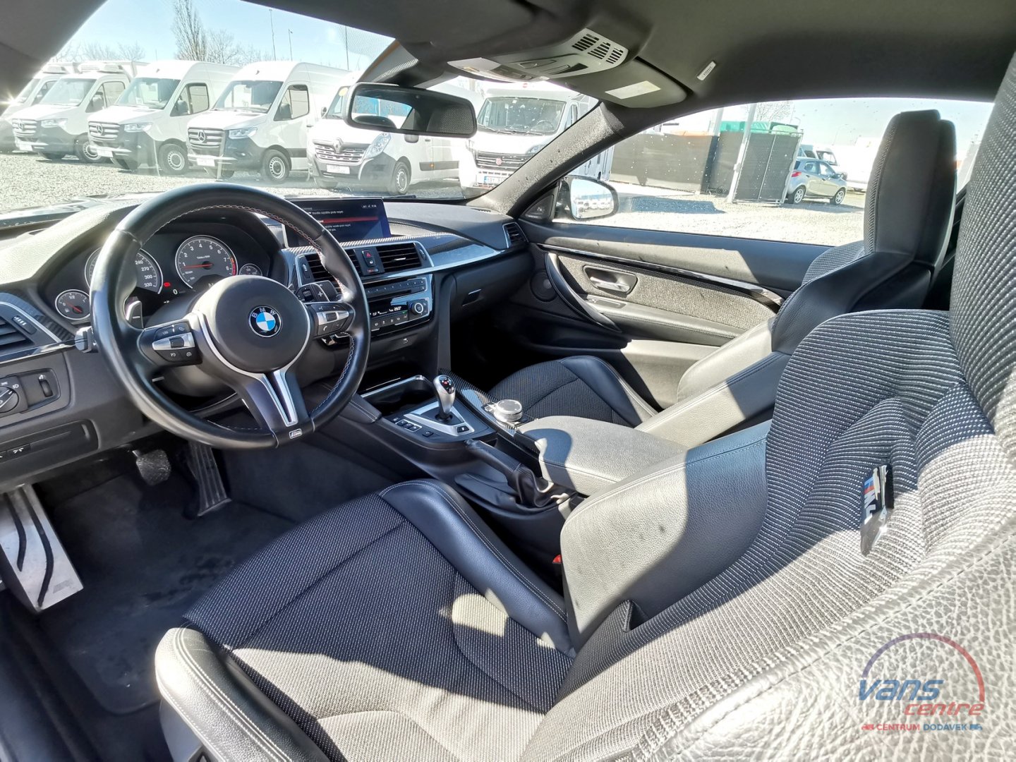 BMW M4 COUPÉ COMPETITION