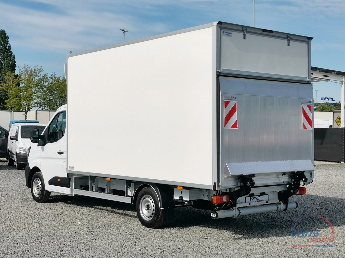 Renault MASTER 170DCI SKŘÍŇ 9 PALET/ HYDR.ČELO/ 2025/ ZÁRUKA!