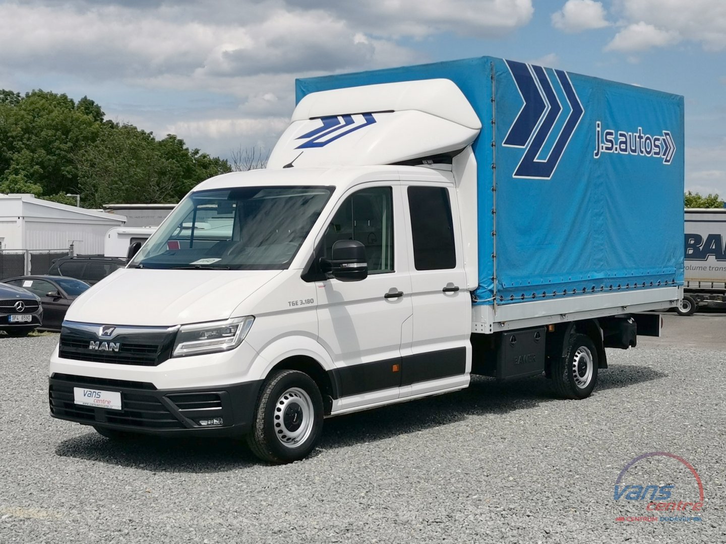 MAN TGE 3.180 VALNÍK 8 PALET/ MĚCHY/ KLIMA/ TAŽNÉ 3,5T 