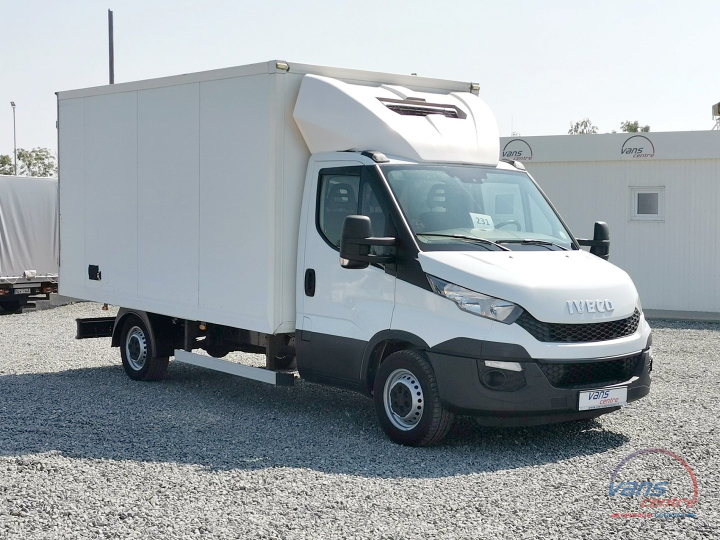 Iveco DAILY 35S17 HI-MATIC/ CHLADÍ/TOPÍ/ 8 PALET/ MĚCHY 