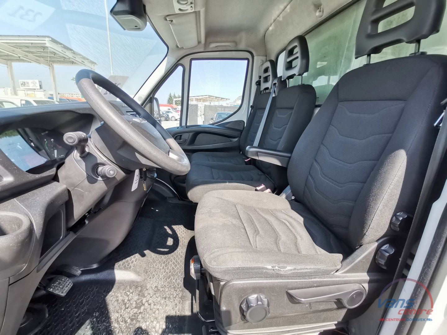 Iveco DAILY 35S17 HI-MATIC/ CHLADÍ/TOPÍ/ 8 PALET/ MĚCHY 