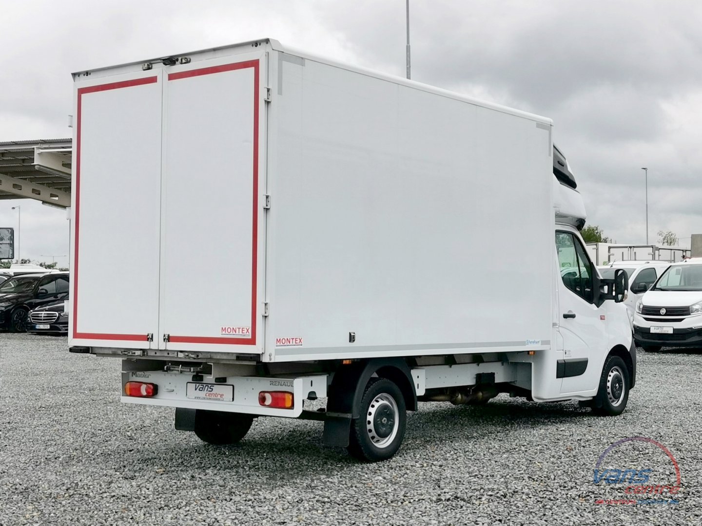 Renault MASTER 165DCI SKŘÍŇ 8 PALET/ MĚCHY/ 34155KM 