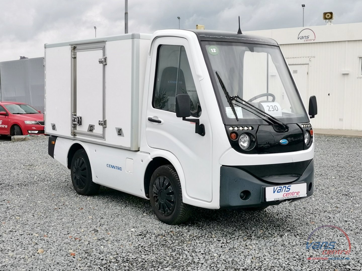 Ostatní CENNTRO METRO /26KWH/ AŽ 229KM/ CARGO BOX L