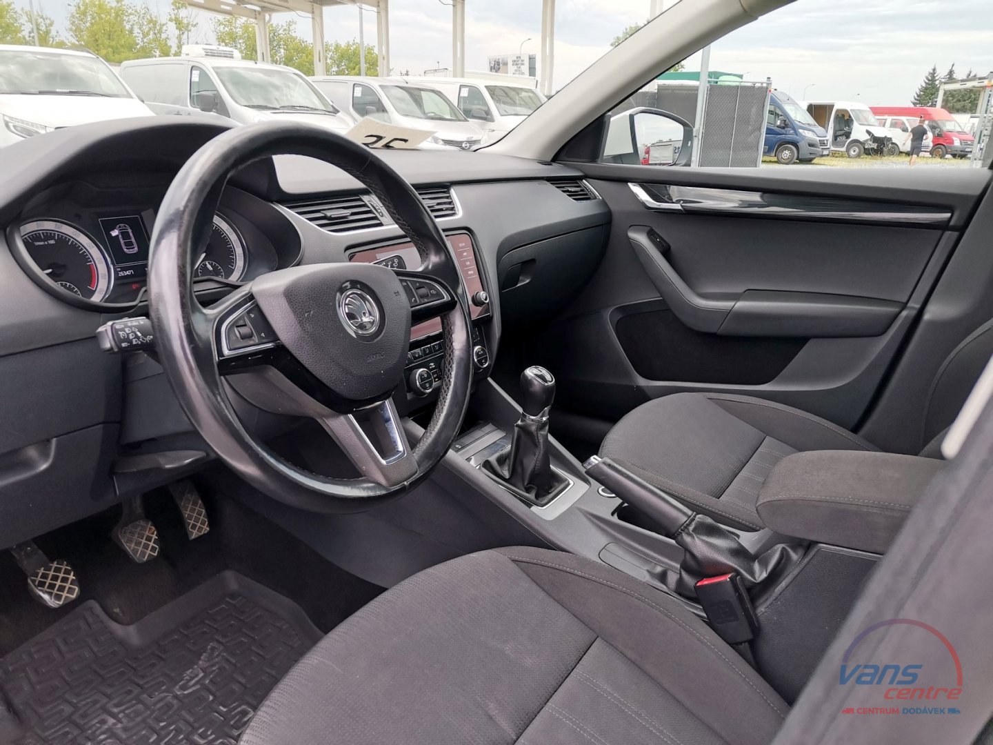 Škoda OCTAVIA 1.6TDI/85KW STYLE/ FULL LED