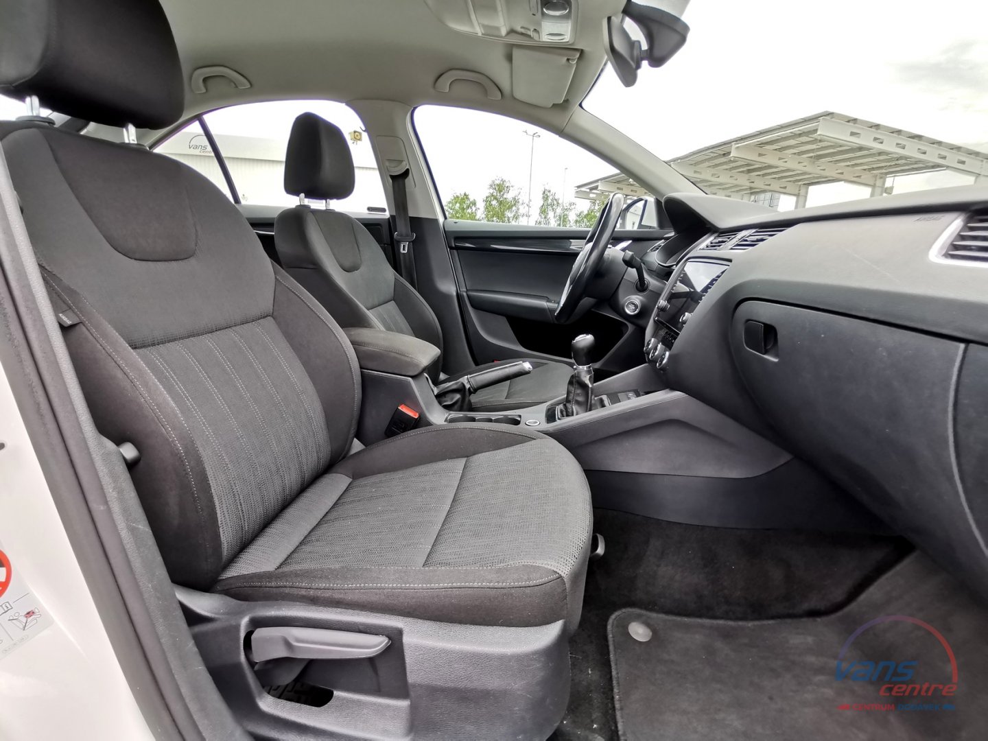 Škoda OCTAVIA 1.6TDI/85KW STYLE/ FULL LED