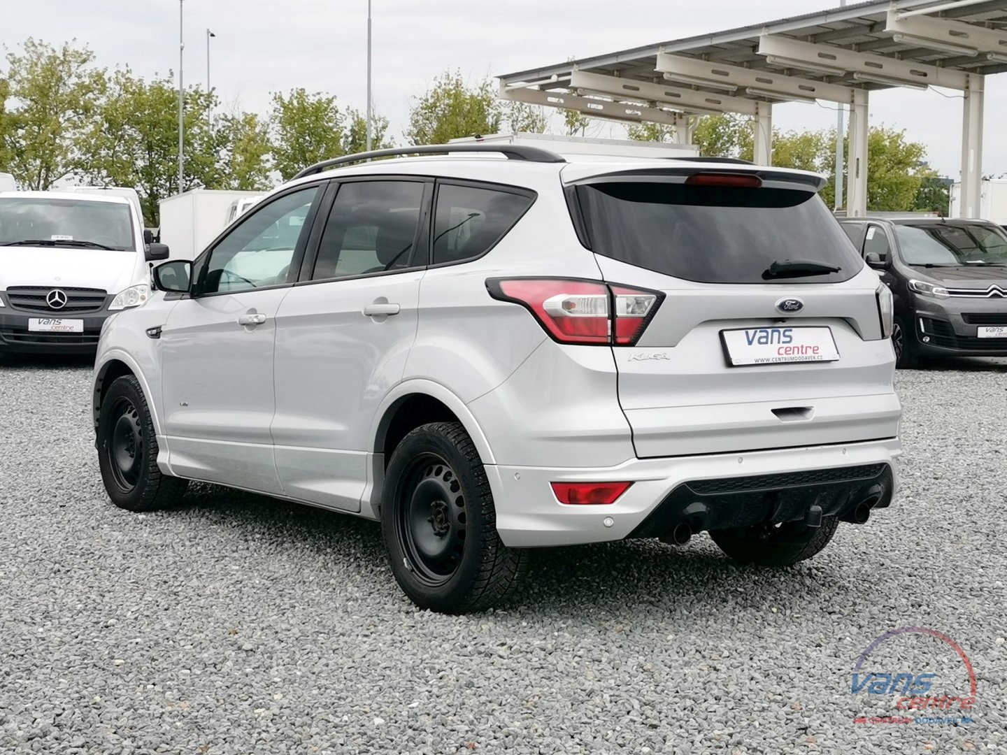 Ford KUGA ST-LINE 2.0TDCI/AT/ 4WD/ KEYFREE/ TAŽNÉ  