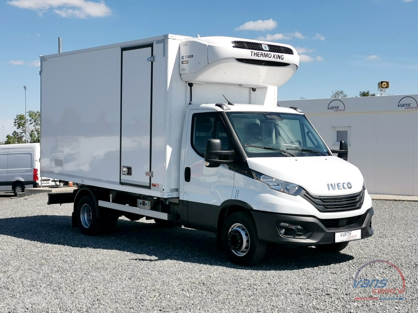 Iveco DAILY 70C18 MRAZÍ/2 KOMORY/380V