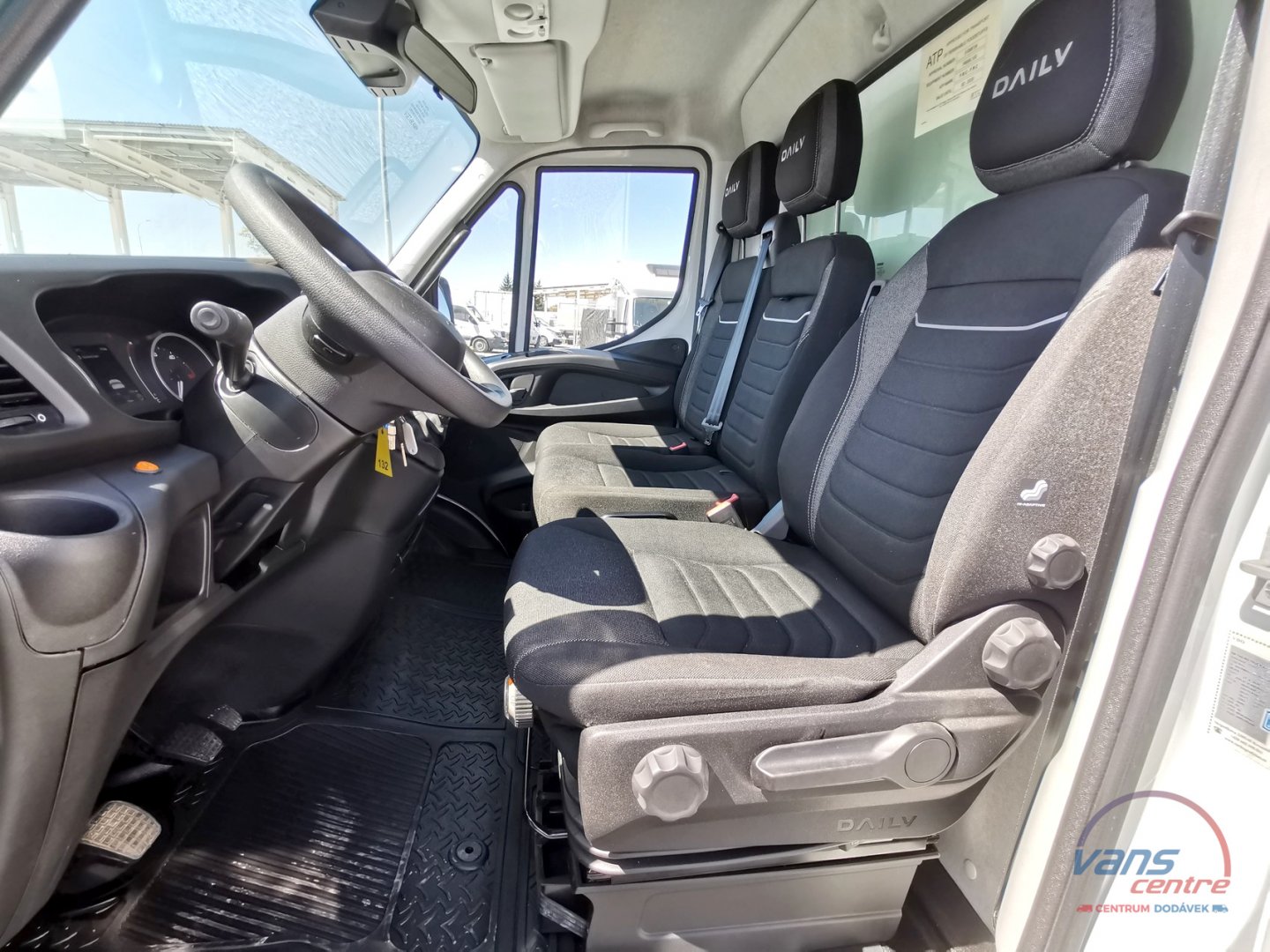 Iveco DAILY 70C18 MRAZÍ/2 KOMORY/380V