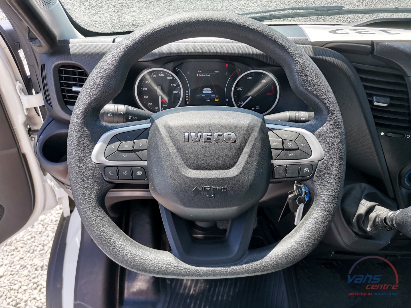 Iveco DAILY 70C18 MRAZÍ/2 KOMORY/380V