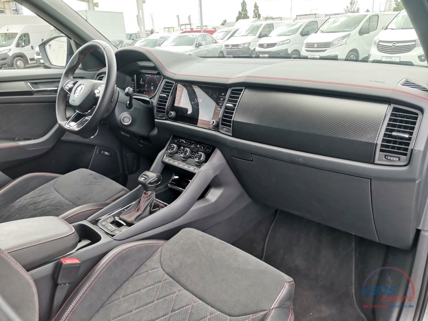 Škoda KODIAQ RS 2.0TSI DSG/ 4X4/ KEYLESS/ TAŽNÉ/ ZÁRUKA