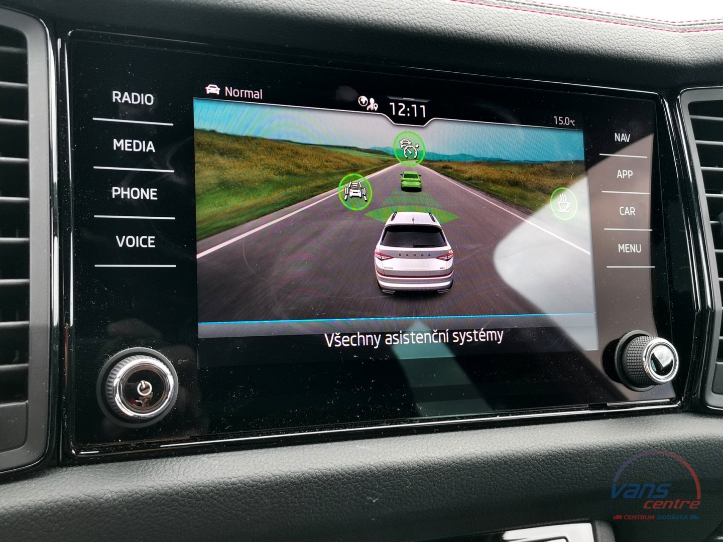 Škoda KODIAQ RS 2.0TSI DSG/ 4X4/ KEYLESS/ TAŽNÉ/ ZÁRUKA