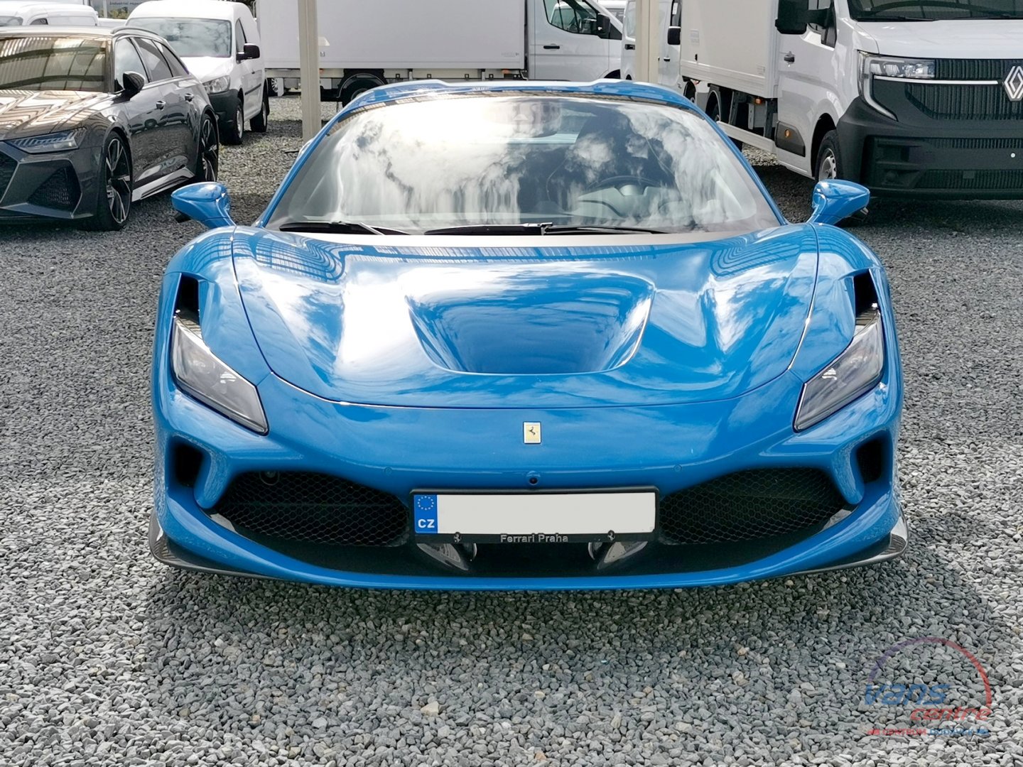 Ferrari F8 SPIDER/ LIFT/ 360 KAMERA/ JBL/ CARBON