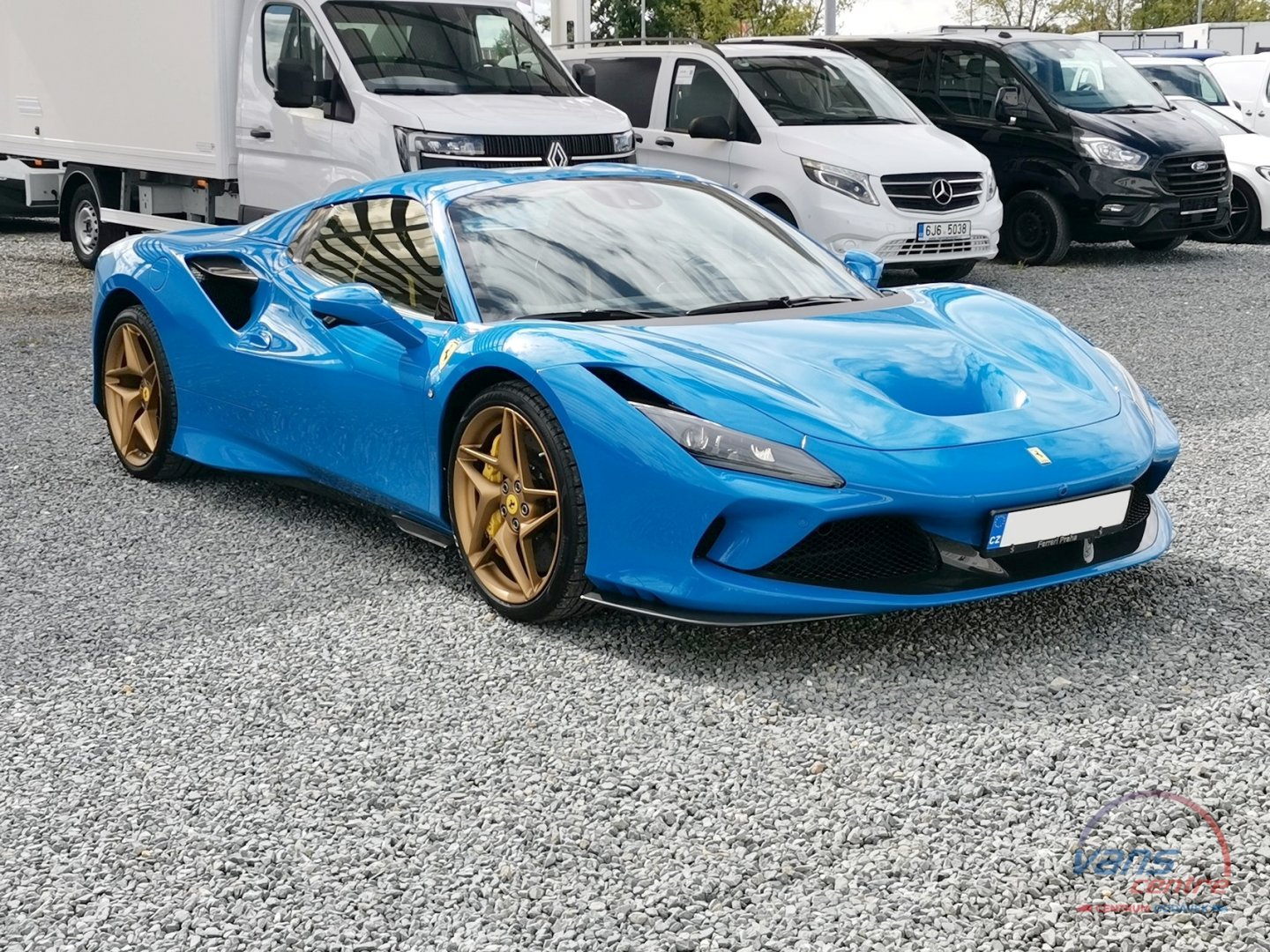 Ferrari F8 SPIDER/ LIFT/ 360 KAMERA/ JBL/ CARBON