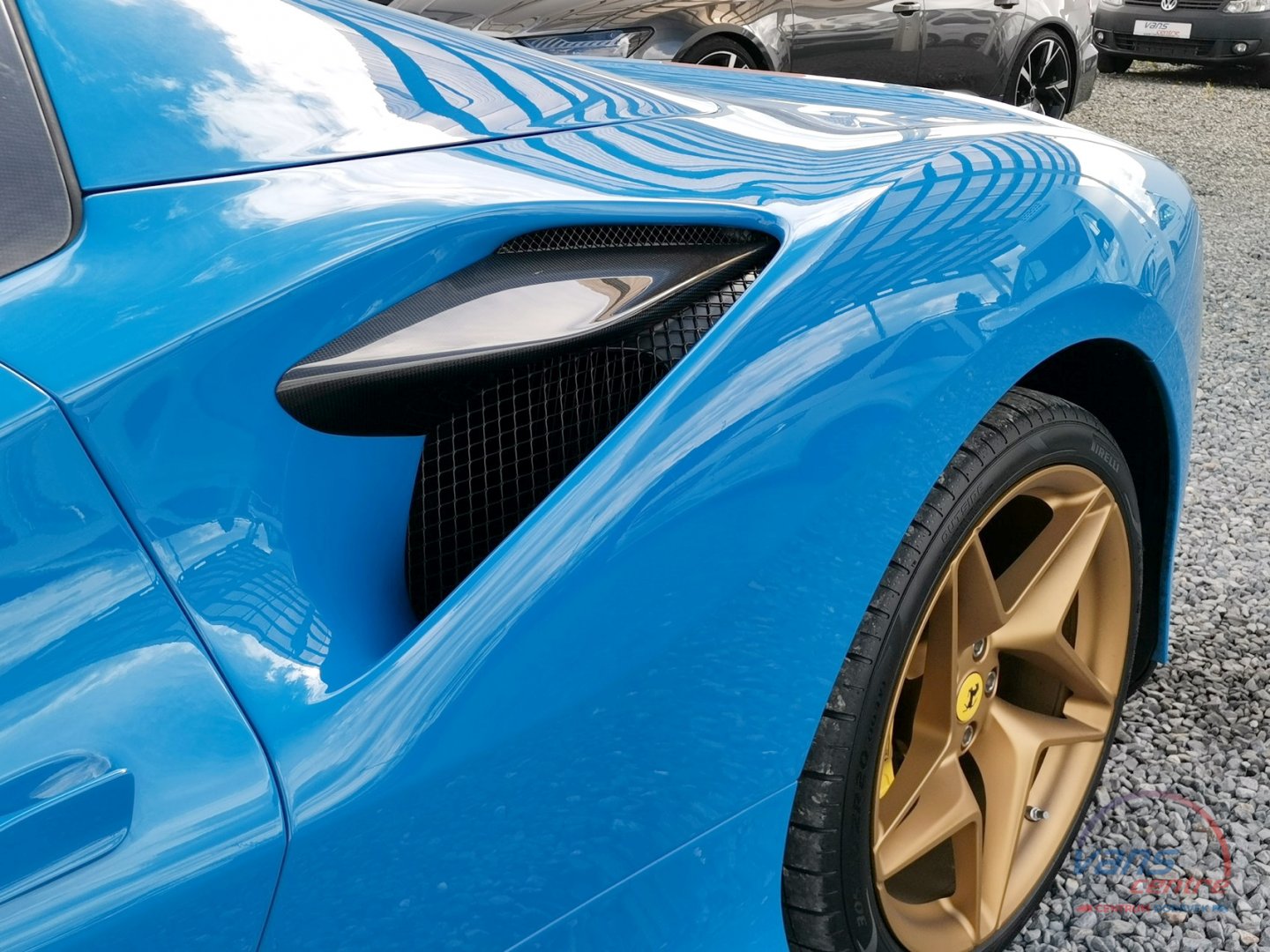 Ferrari F8 SPIDER/ LIFT/ 360 KAMERA/ JBL/ CARBON