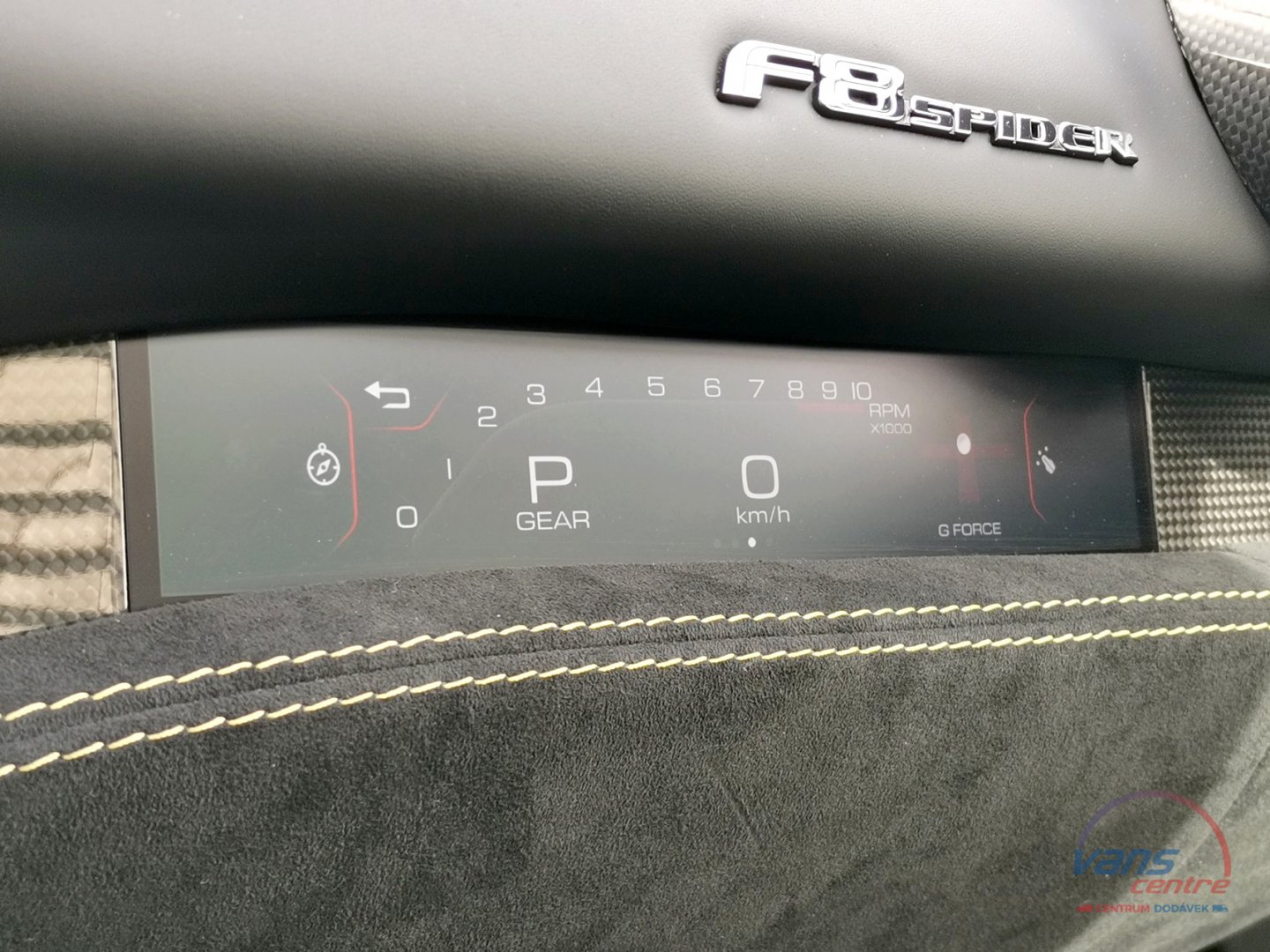Ferrari F8 SPIDER/ LIFT/ 360 KAMERA/ JBL/ CARBON