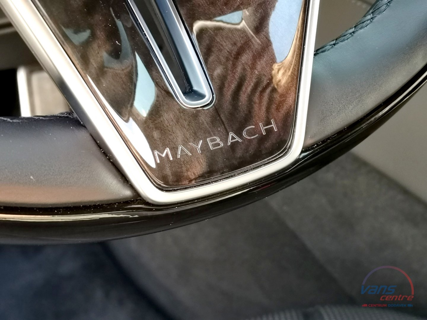 Mercedes-Benz MAYBACH S 680 4MATIC/ CHAUFFEUR/ MASSAGE/ ZÁRUKA