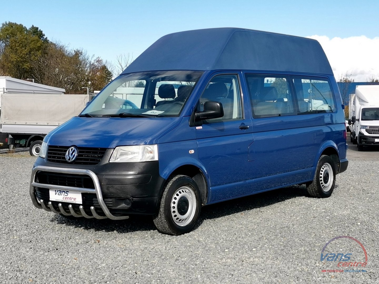 Volkswagen TRANSPORTER 1.9TDI/62KW L2H2/ 9 MÍST/ TAŽNÉ