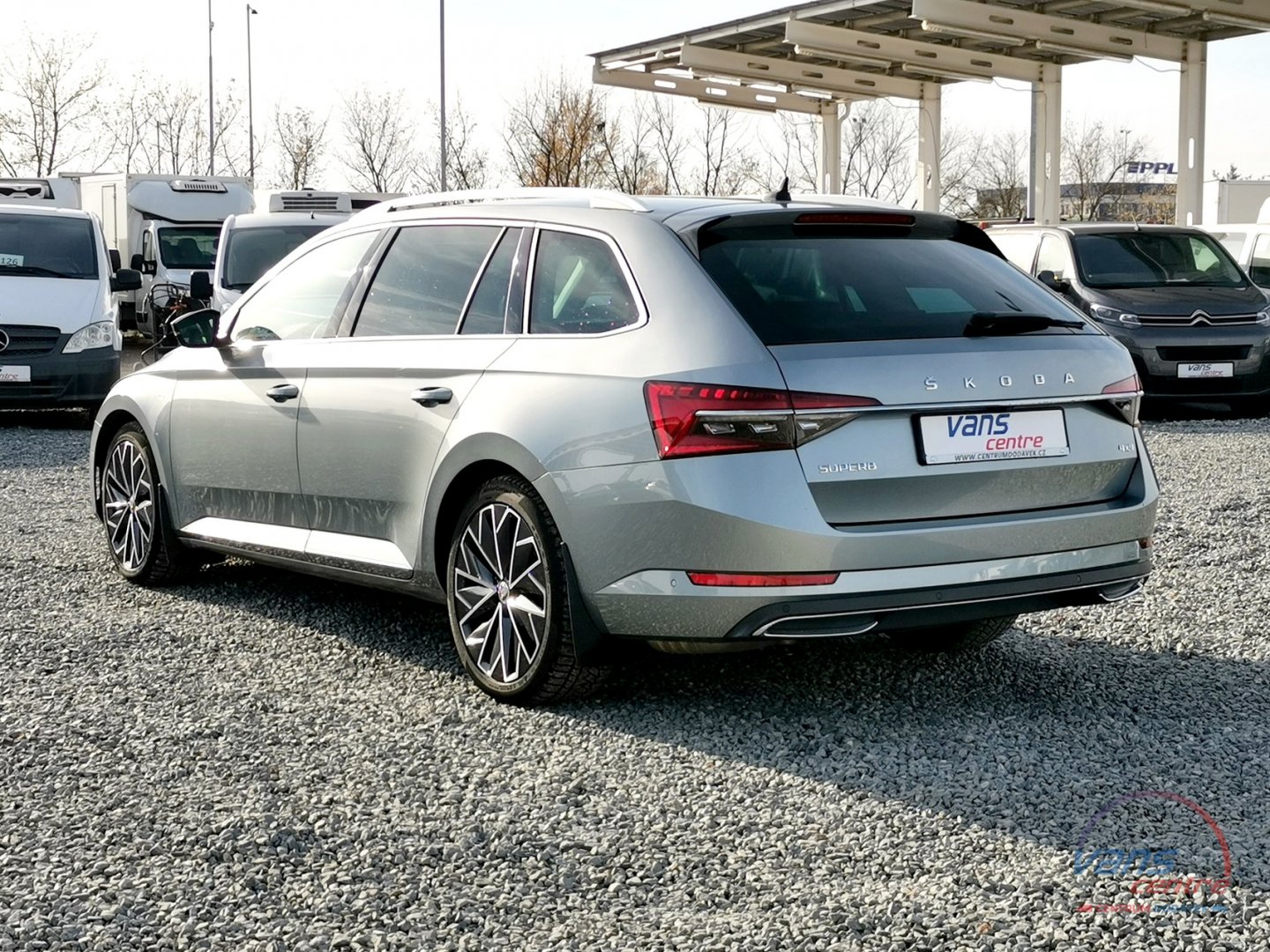 Škoda SUPERB 2.0TDI/140KW DSG/ 4X4/ L&K/ TAŽNÉ 