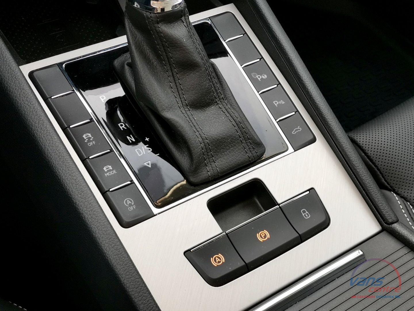 Škoda SUPERB 2.0TDI/140KW DSG/ 4X4/ L&K/ TAŽNÉ 