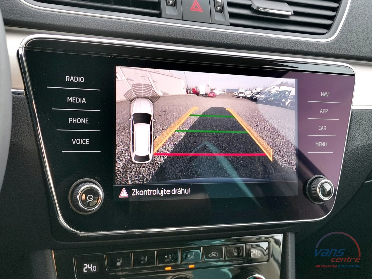 Škoda SUPERB 2.0TDI/140KW DSG/ 4X4/ L&K/ TAŽNÉ 