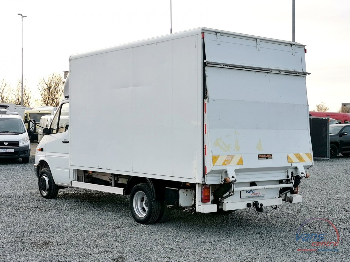 Mercedes-Benz SPRINTER 412D SKŘÍŇ 3,7M/ HYDR.ČELO/ 3,5T