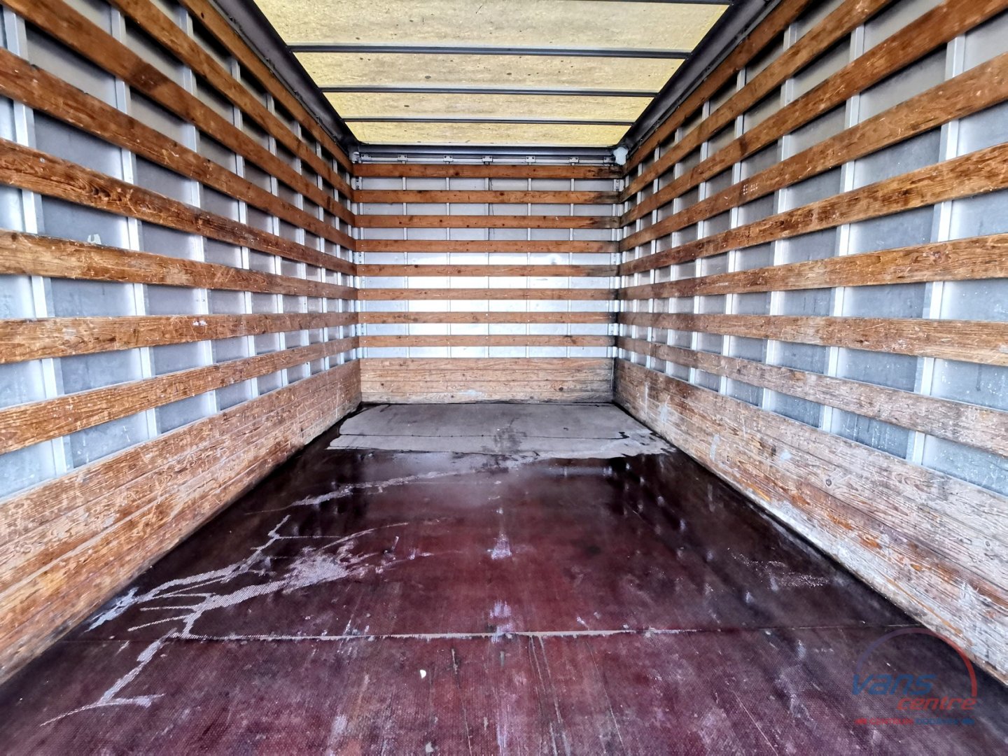 Mercedes-Benz SPRINTER 412D SKŘÍŇ 3,7M/ HYDR.ČELO/ 3,5T