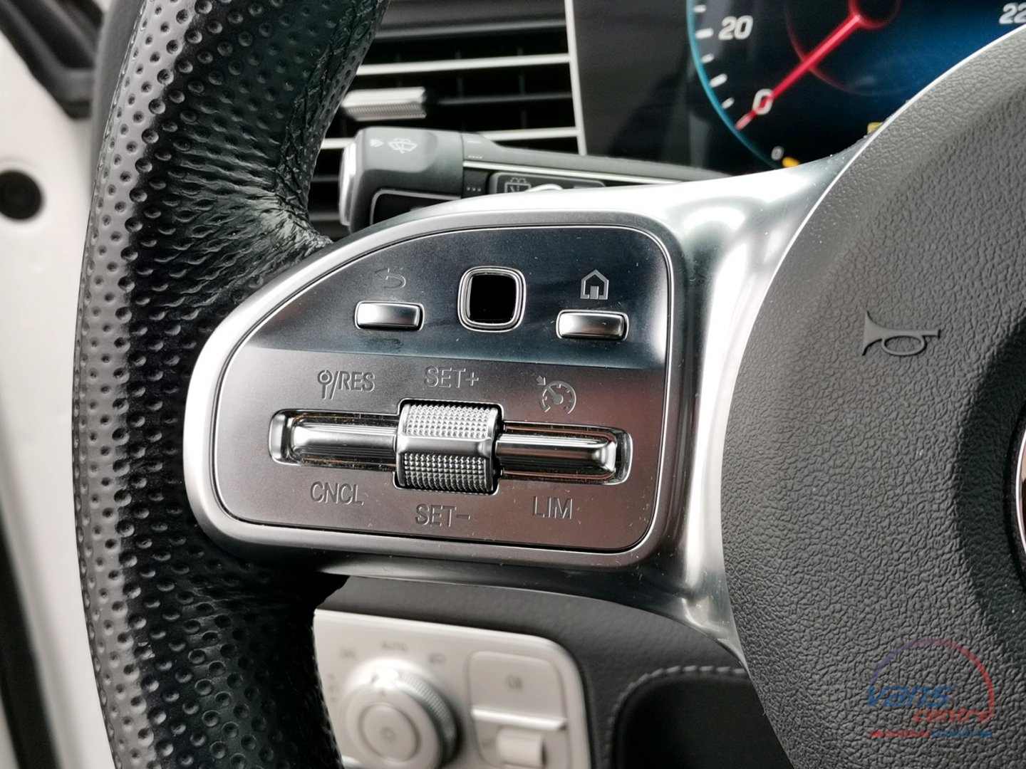 Mercedes-Benz GLE 300D 4MATIC/ AMG/ BURMERSTER/ ČR/ 1.MAJITEL