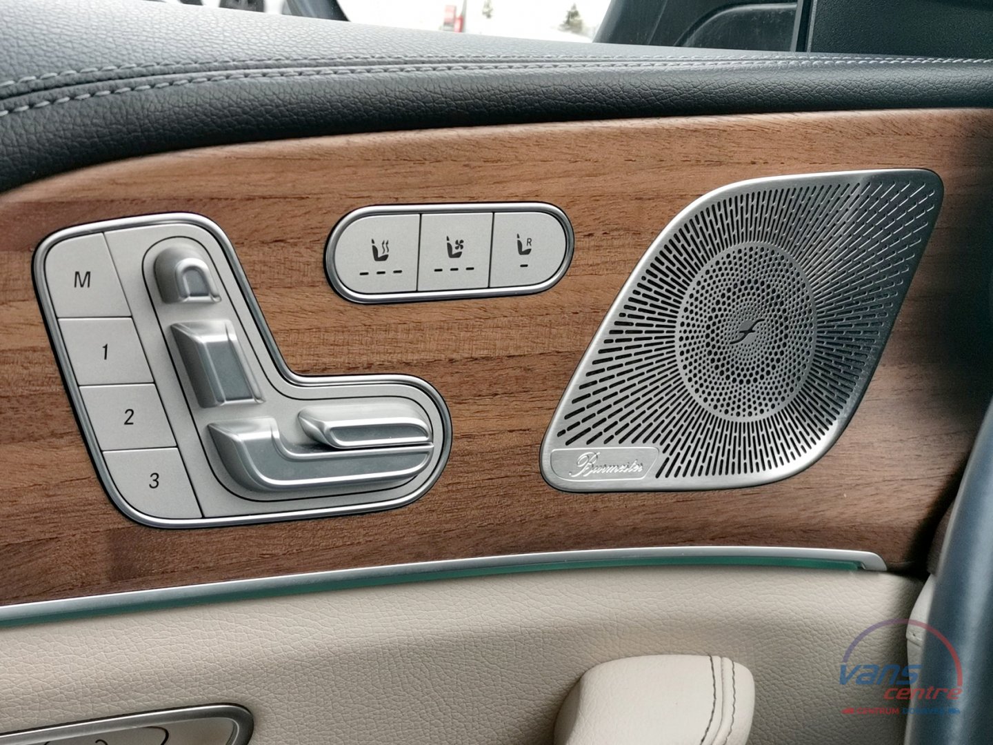 Mercedes-Benz GLS 580 4MATIC/ AMG/ 7 MÍST/ HUD/ TAŽNÉ